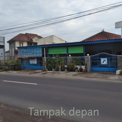 PINGGIR JALAN BESAR, WA O877-3780-7708, Rumah Besar Minimalis Di